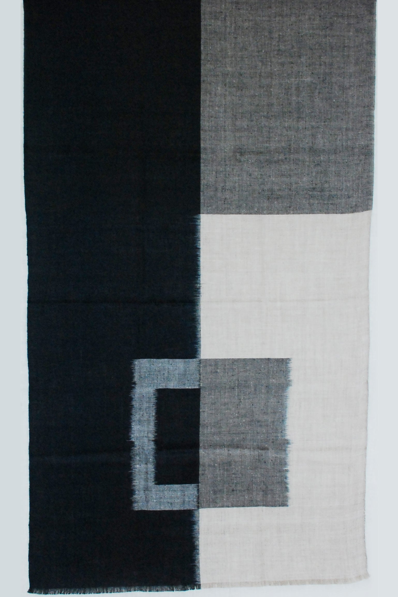 Pashmina Cashmere Scarf in Black and Grey Ikat