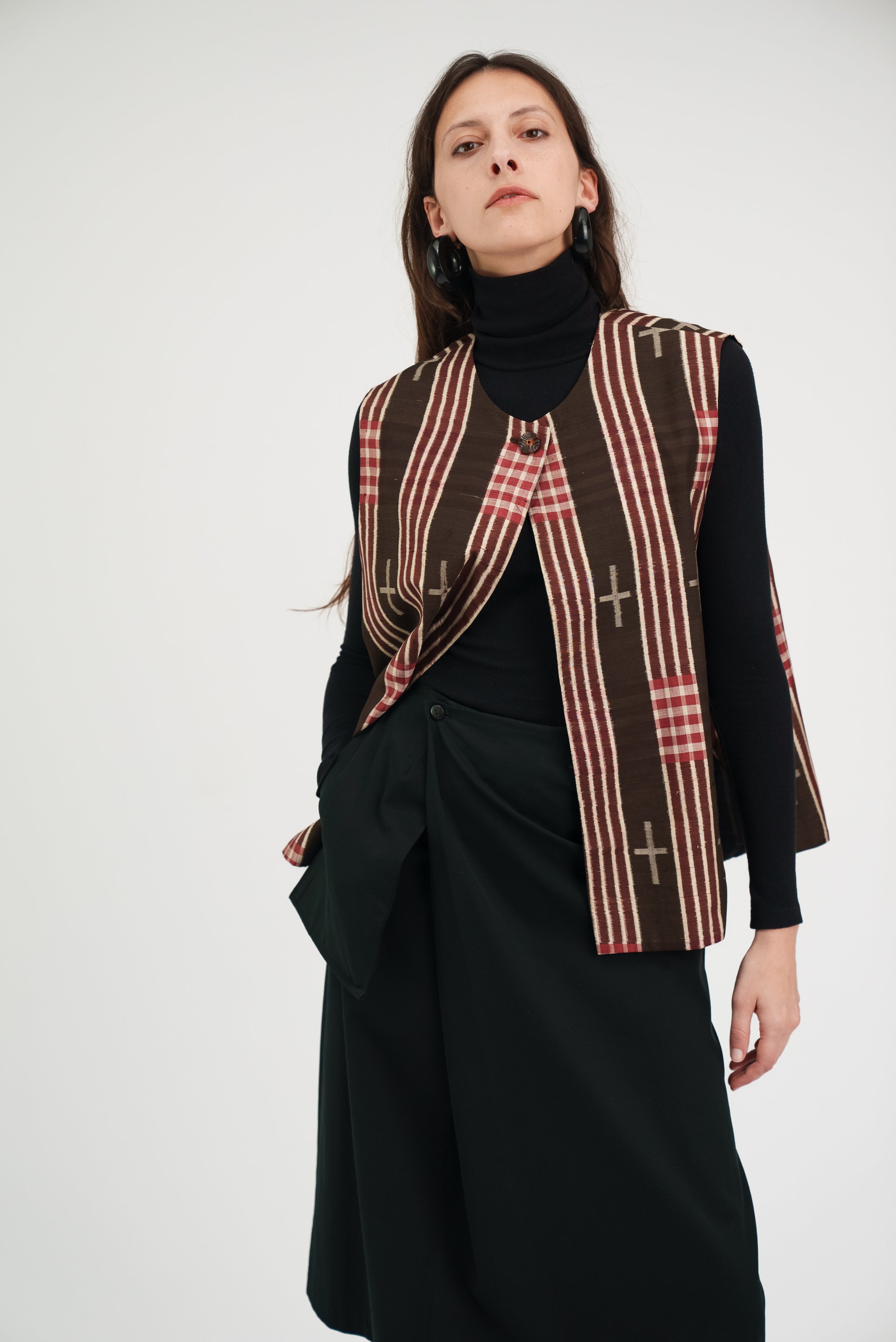 Round Neck Vest in Vintage Japanese Silk Ikat