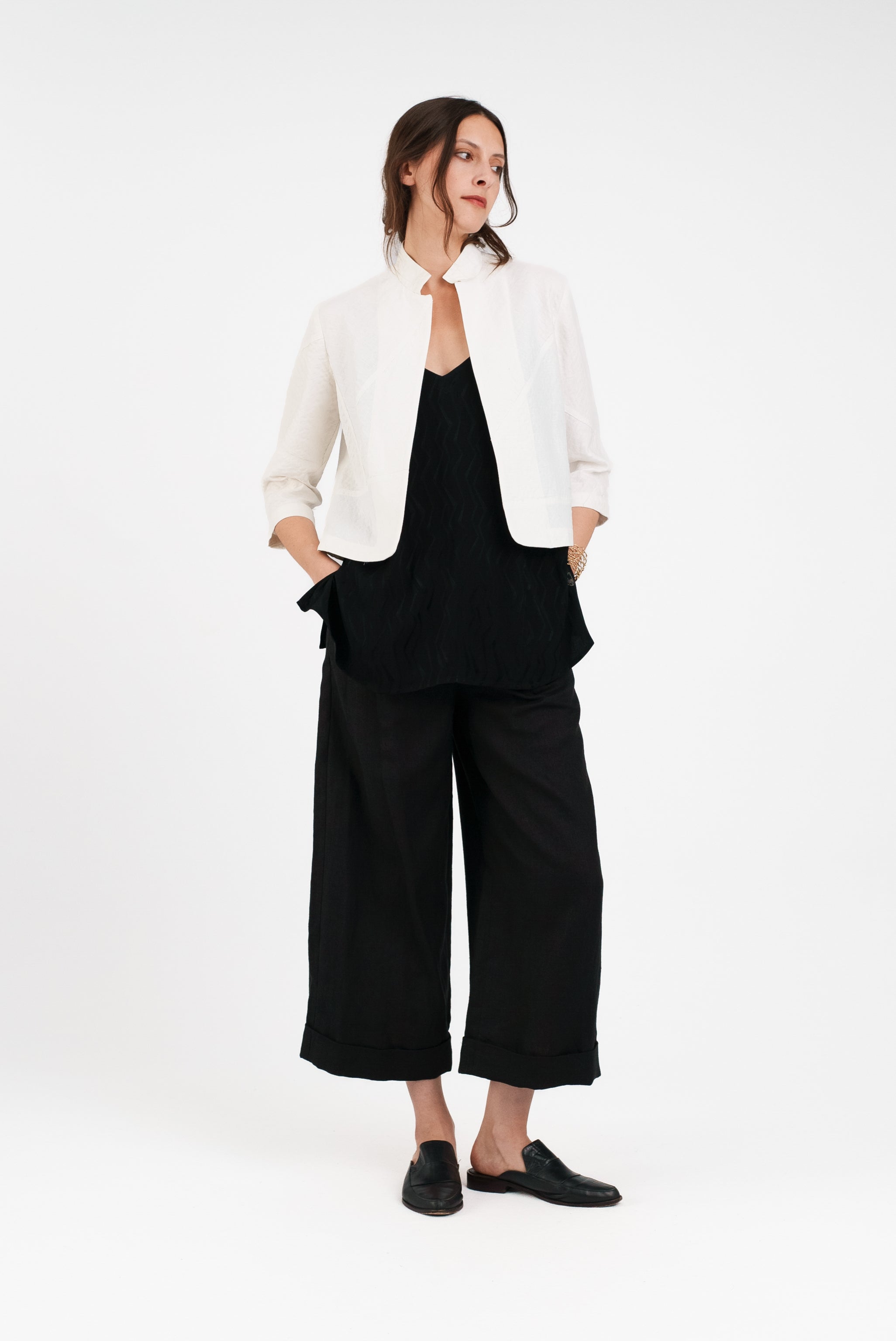 PJ Pant with Cuff in Black Linen