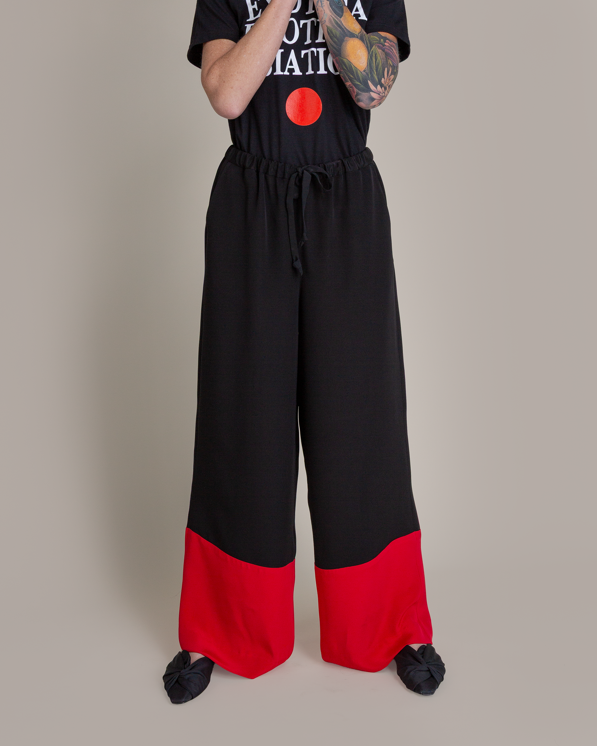 PJ Pant in Silk Crepe with Red Band