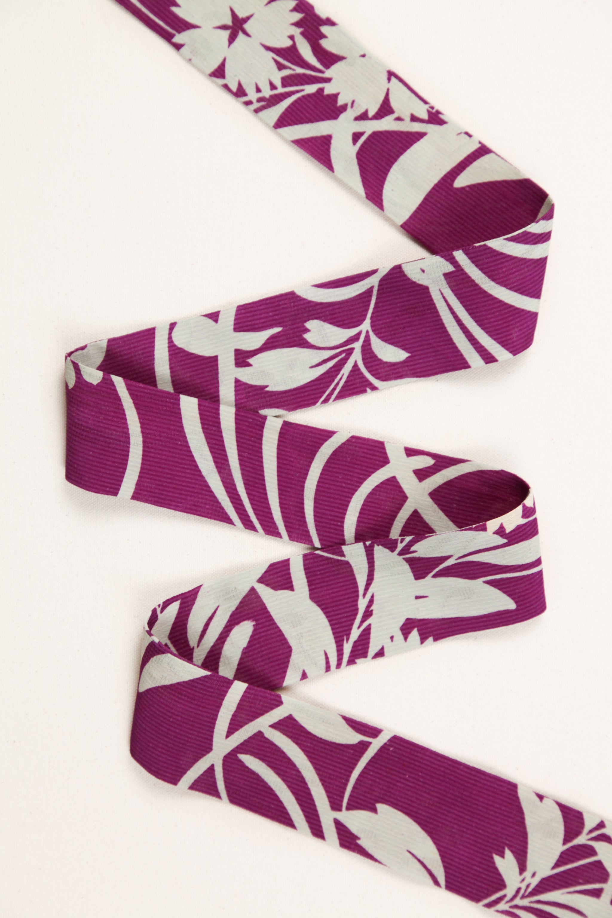 Long Wide Ribbon Tie in Vintage Japanese Magenta Floral