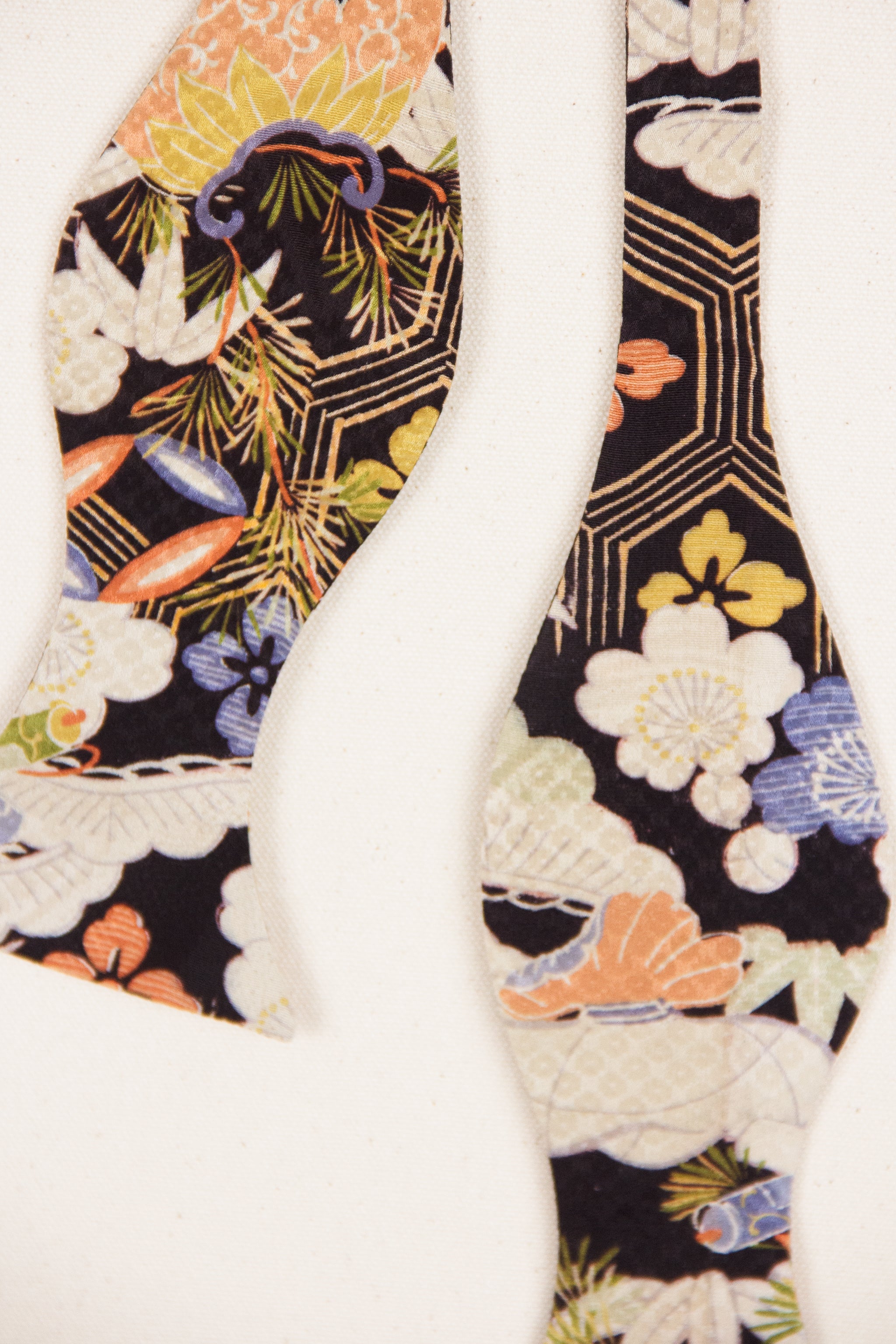 Bowtie in Vintage Japanese Silk - 18