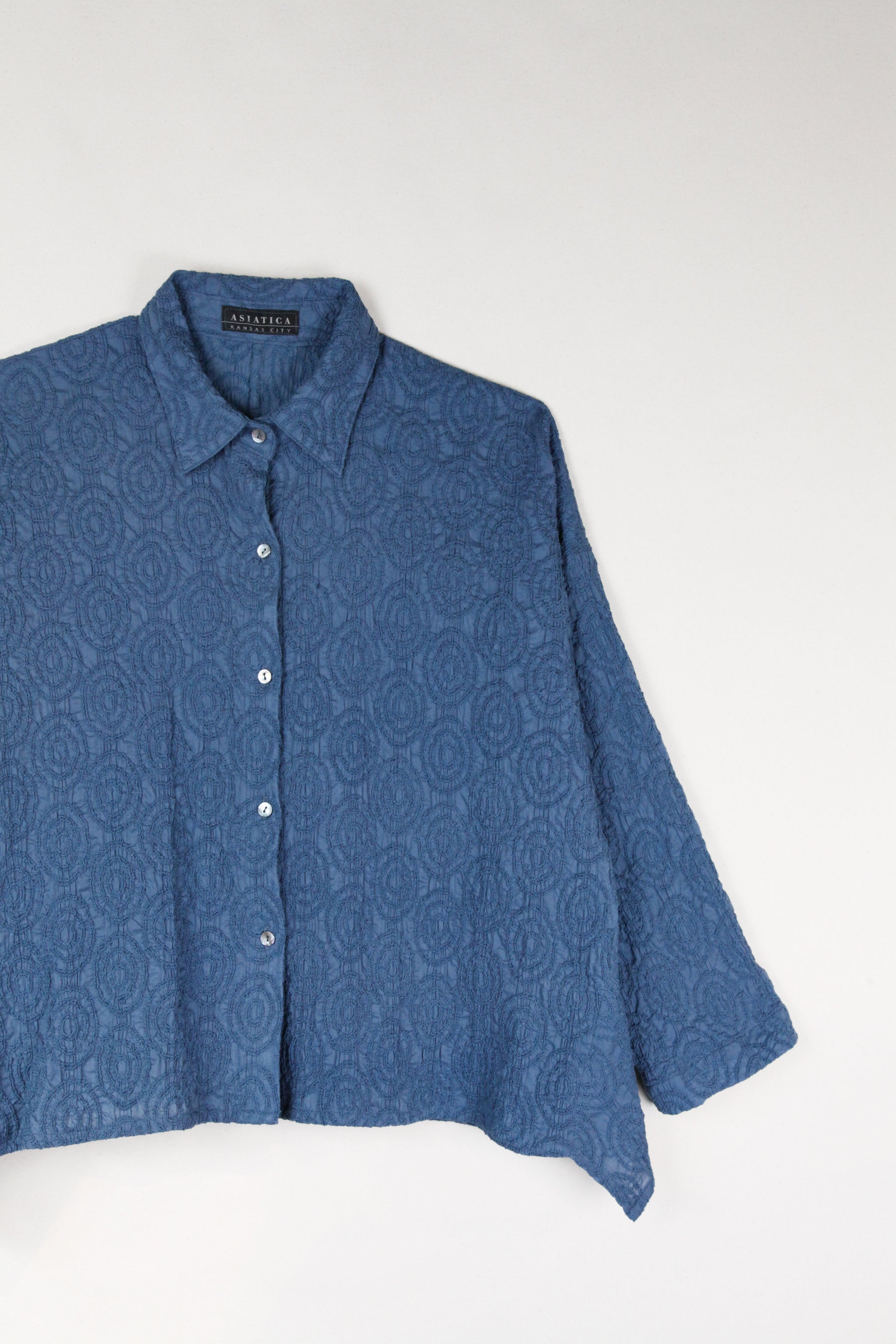 Beverly Shirt in Blue Nuno Coin