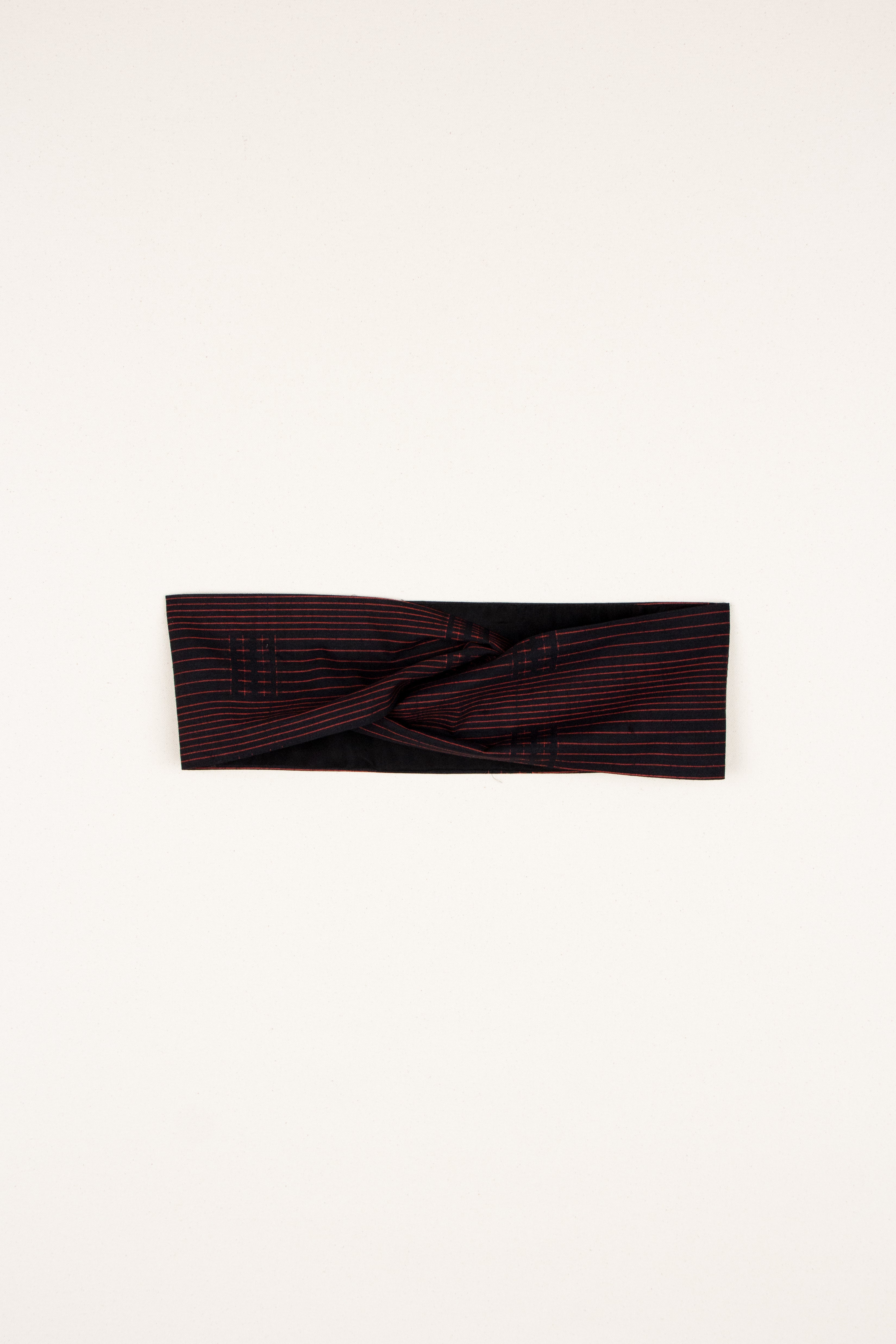 Velcro Twist Belt in Vintage Japanese Black & Red Ikat