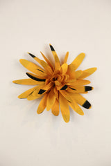 Chrysanthemum Flower Pin - 95