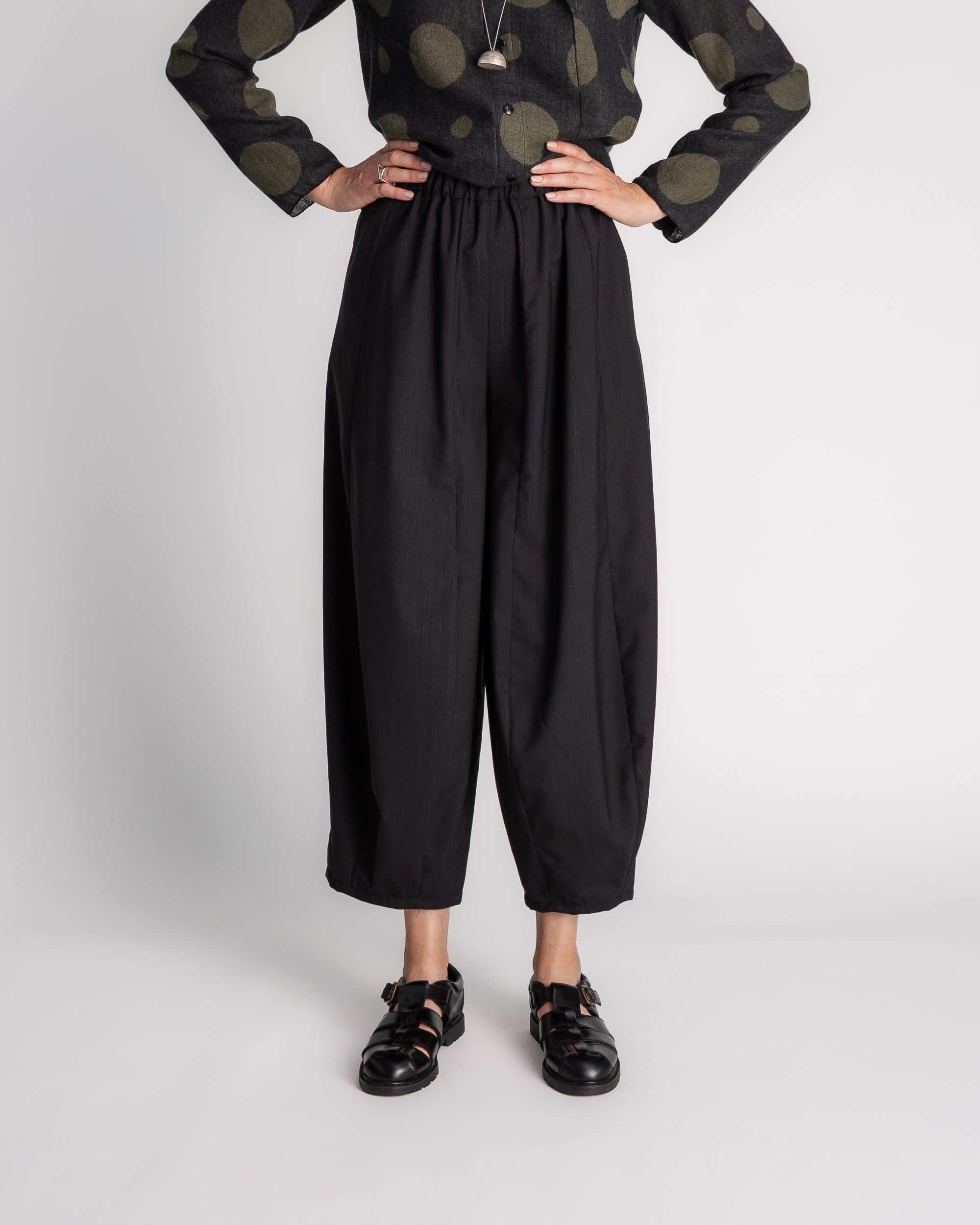 Arai Pant in Black Wool