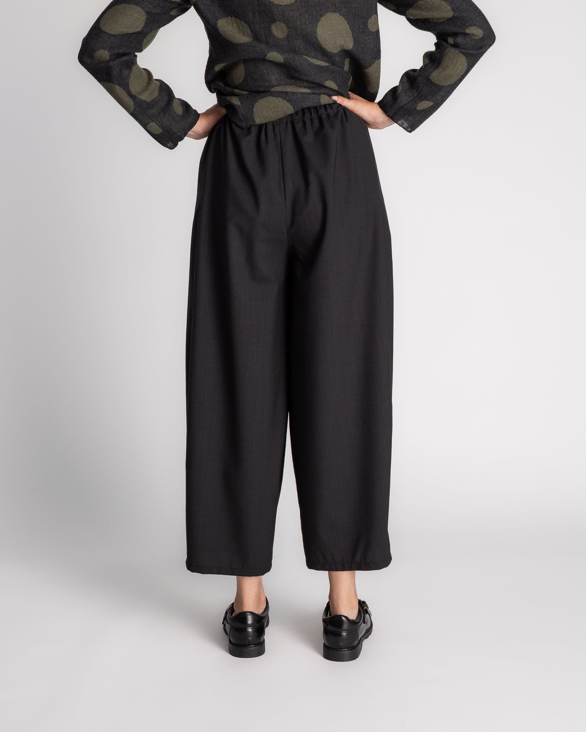 Arai Pant in Black Wool