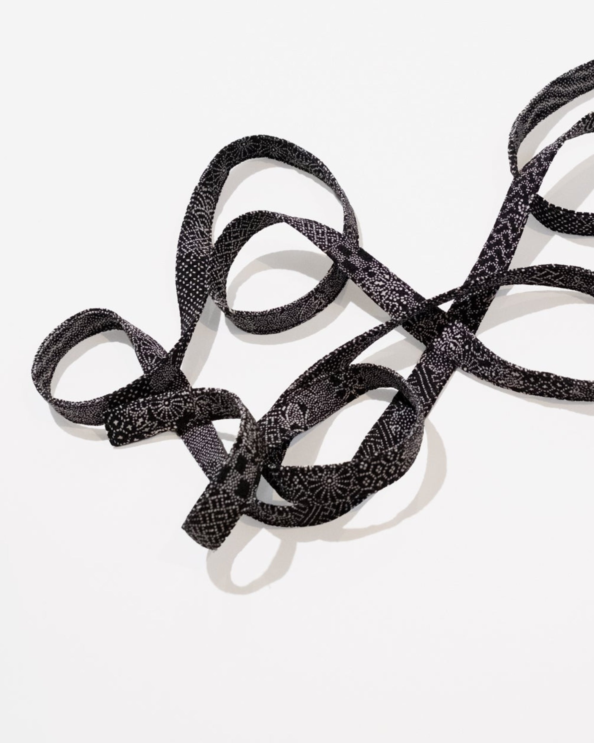 Skinny Ribbon Tie in Vintage Japanese Black and White Printed Silk No.100