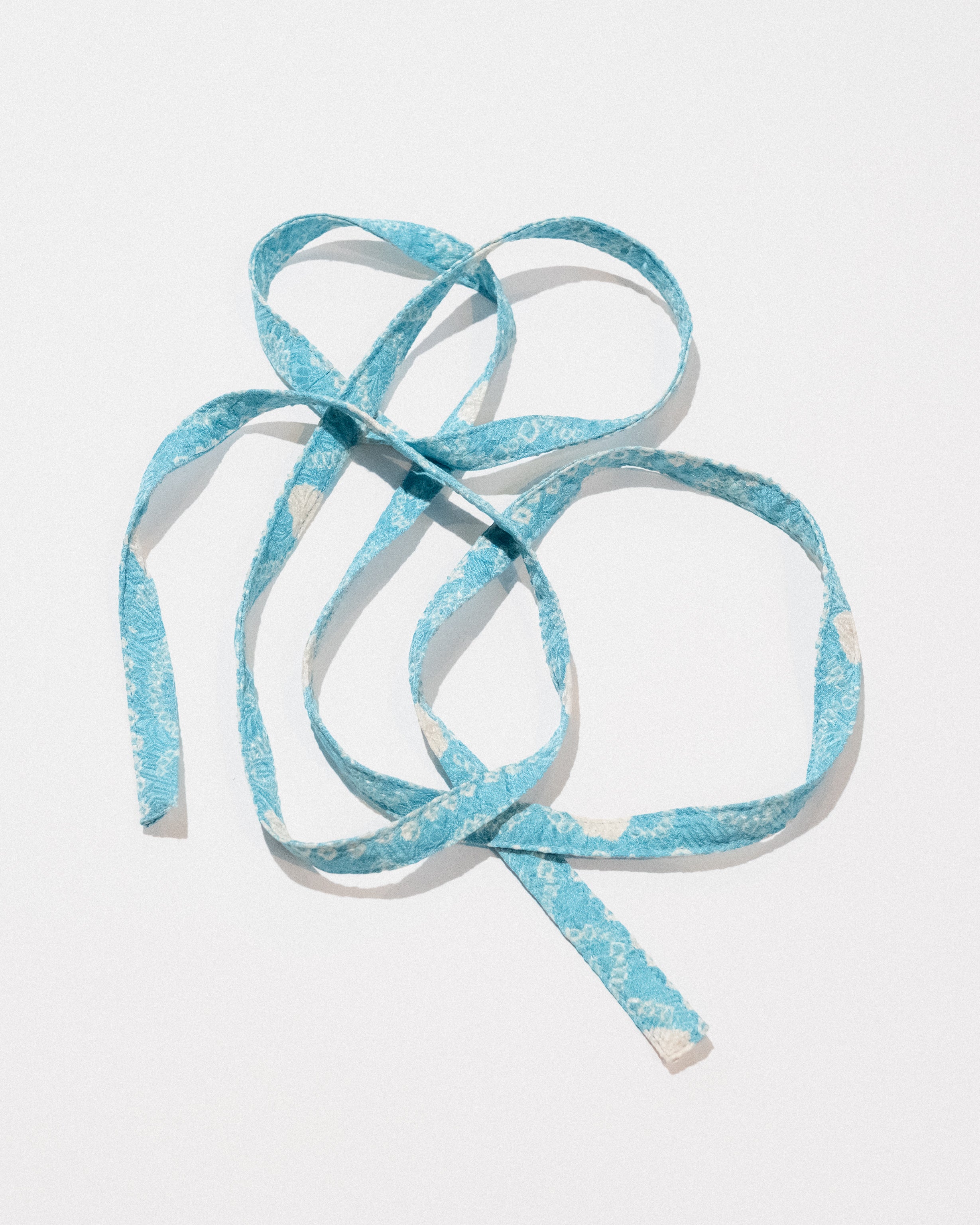 Skinny Ribbon Tie in Vintage Japanese Tie-Dyed Turquoise and White Silk no.101