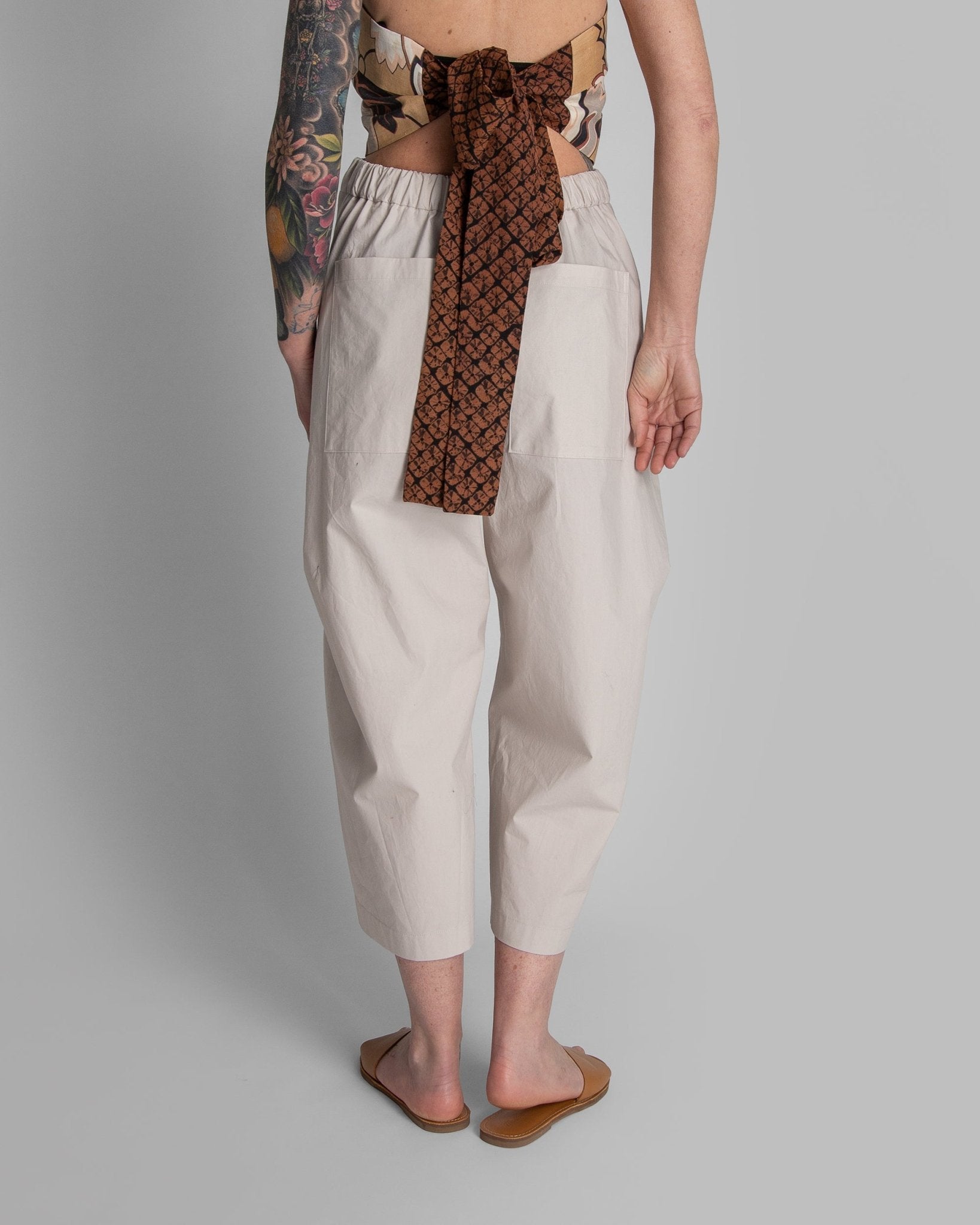 Cropped Curve Pant in Dove Cotton PoplinCurve Pants