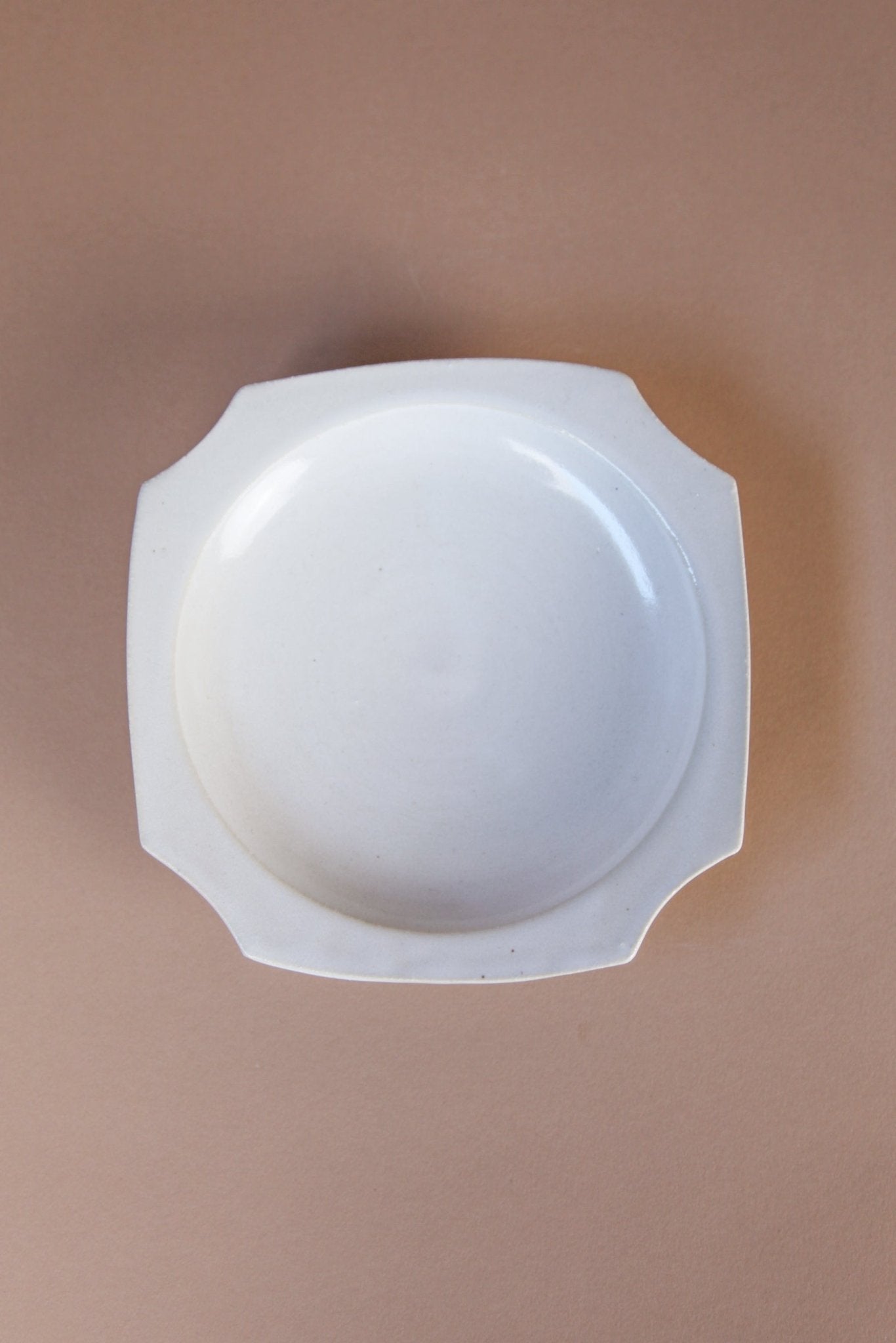 Cross Cut Plate WhiteServeware