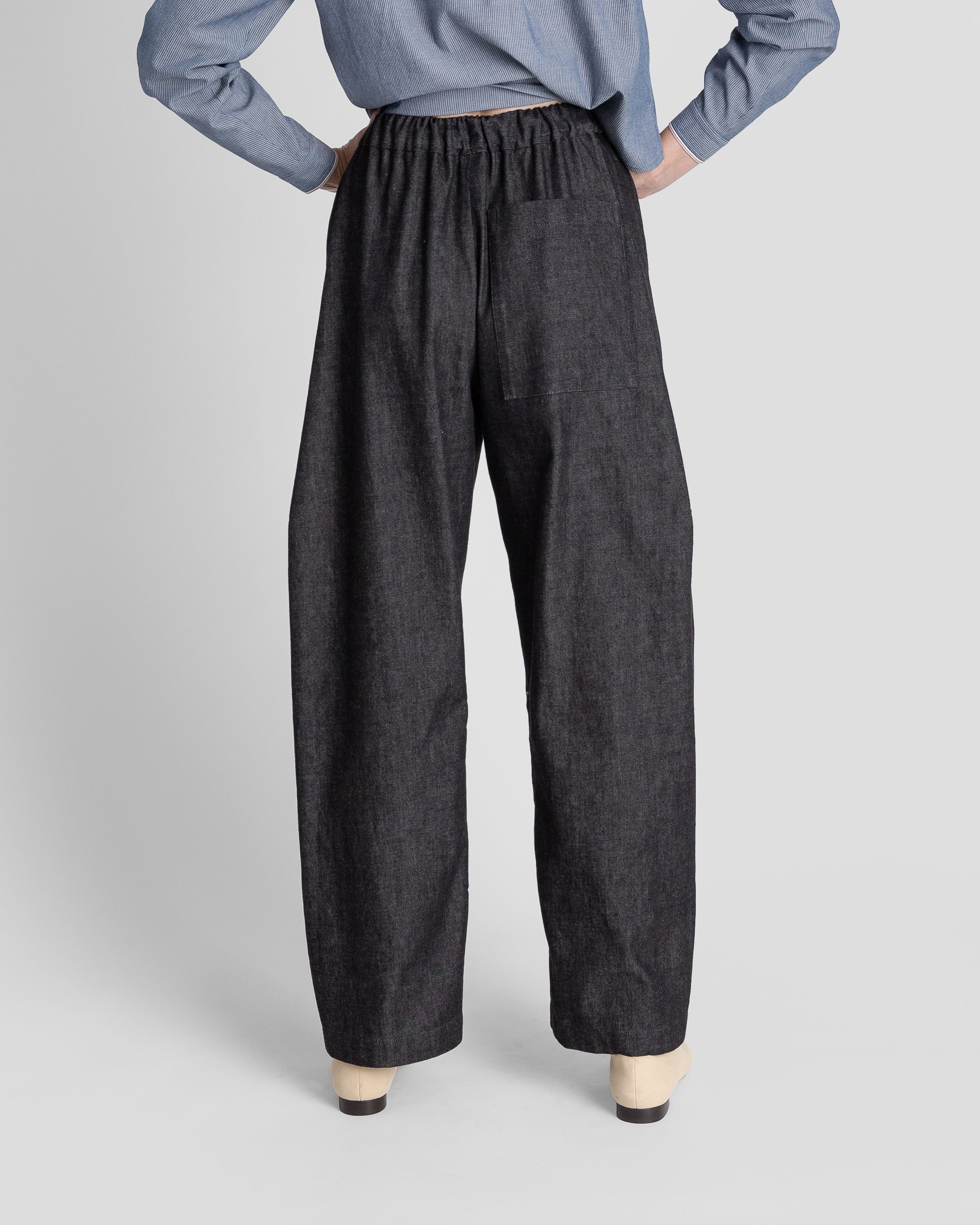 Curve Pant in soft Charcoal Cotton Denim