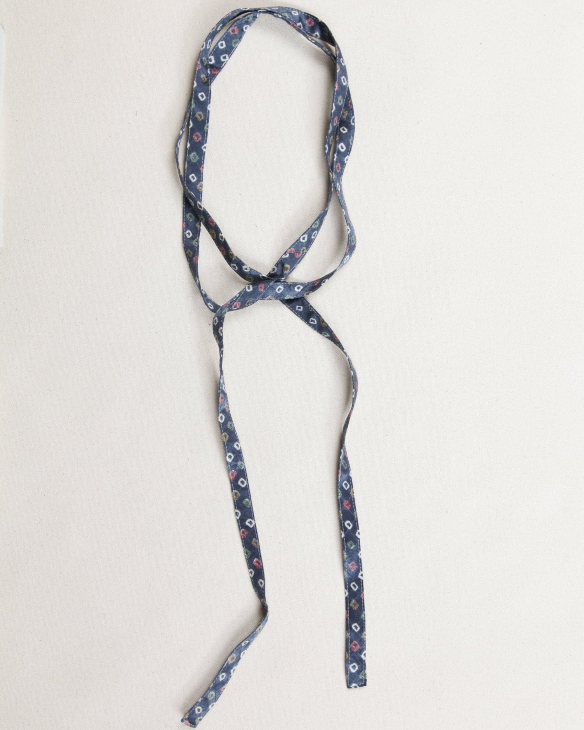 Skinny Ribbon Tie in Vintage Japanese Silk No. 79