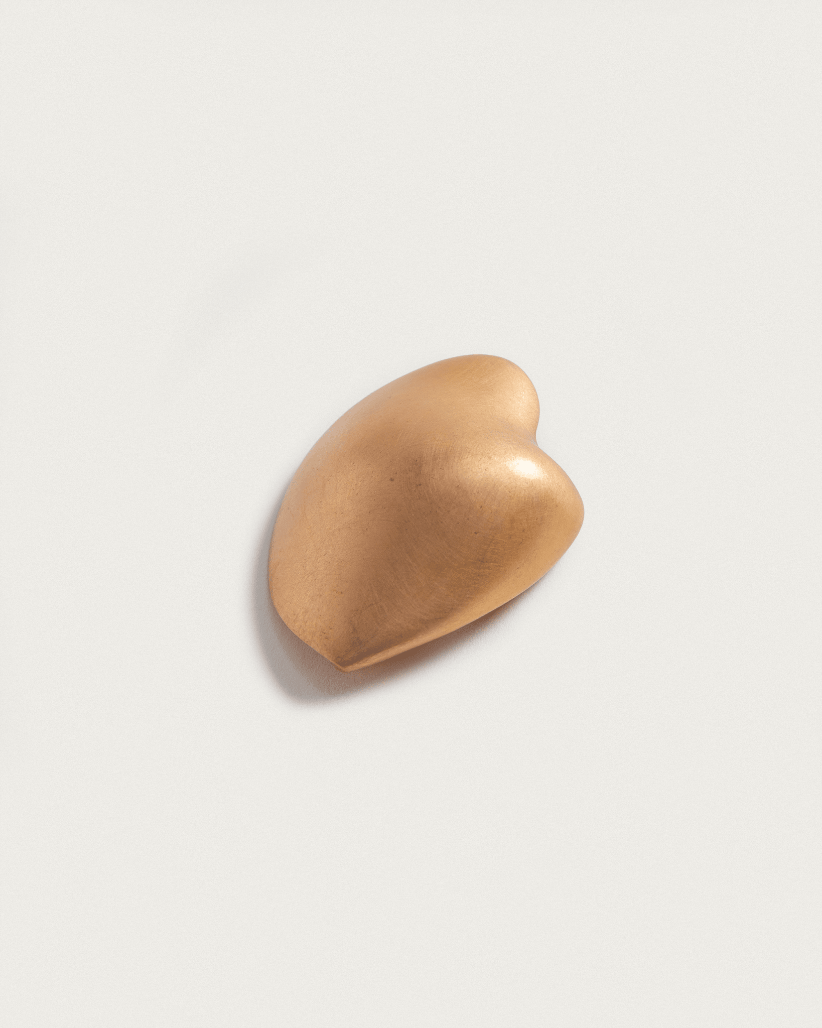 Small Clam Brooch in Rose Gold PlateBrooches