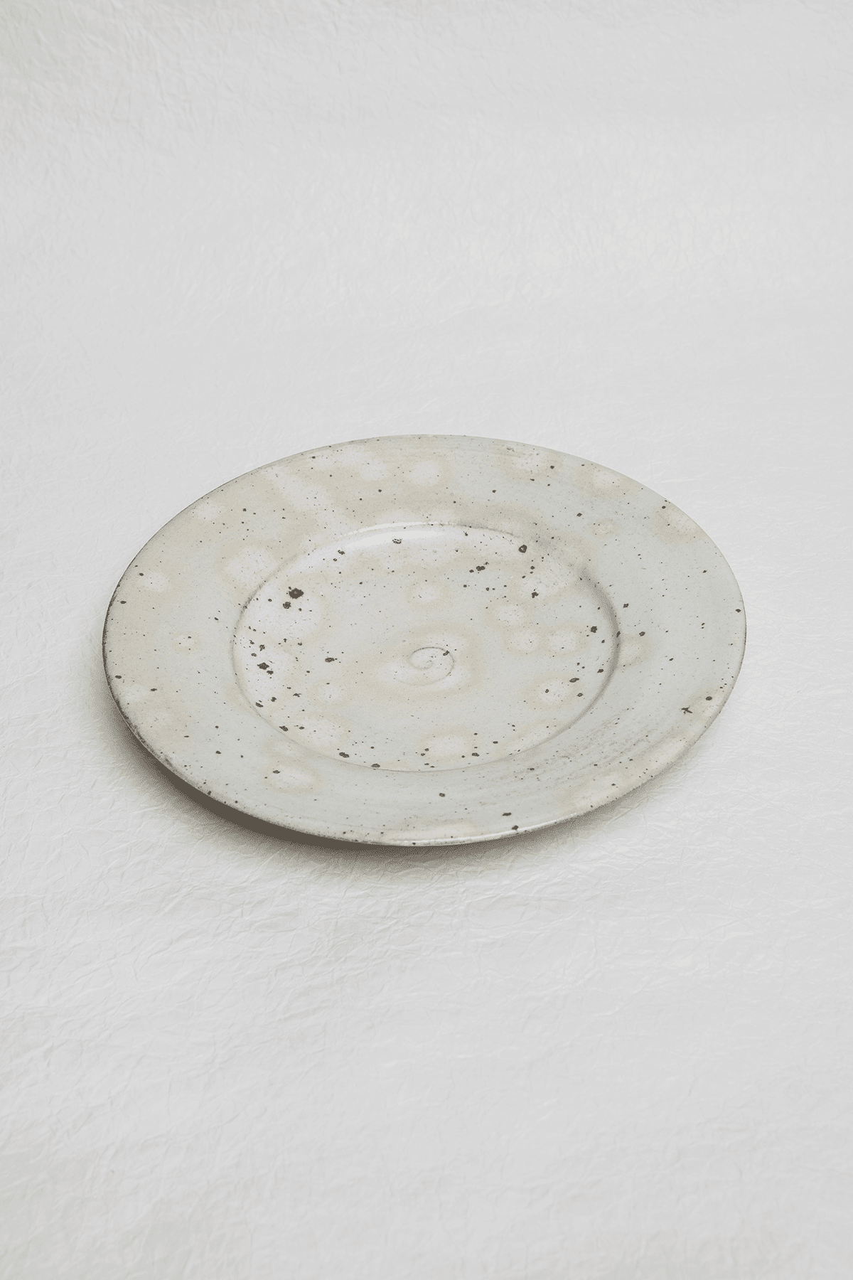 Stoneware Plate with SpecklesServeware