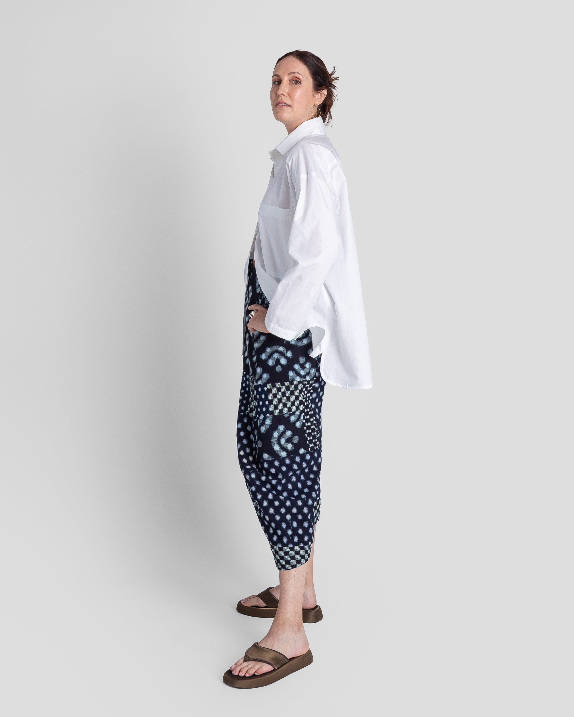 Big Shirt in White Cotton with Subtle Silver Stripe