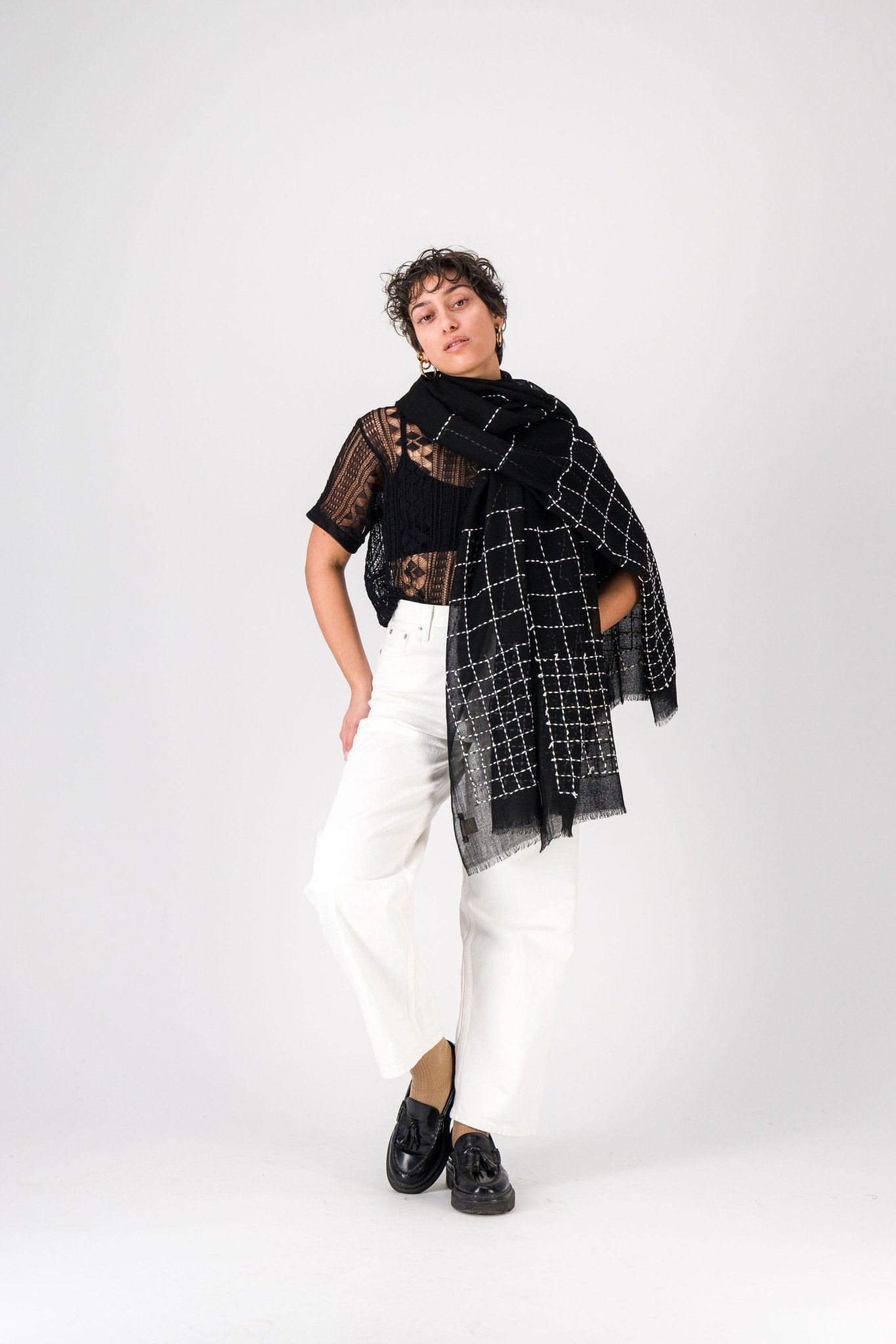 Trame Black Embroidered Wool and Silk StoleScarves